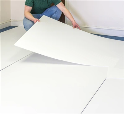 Bølgede plastikbeskyttelse - holdbar og alsidig overfladeskjold